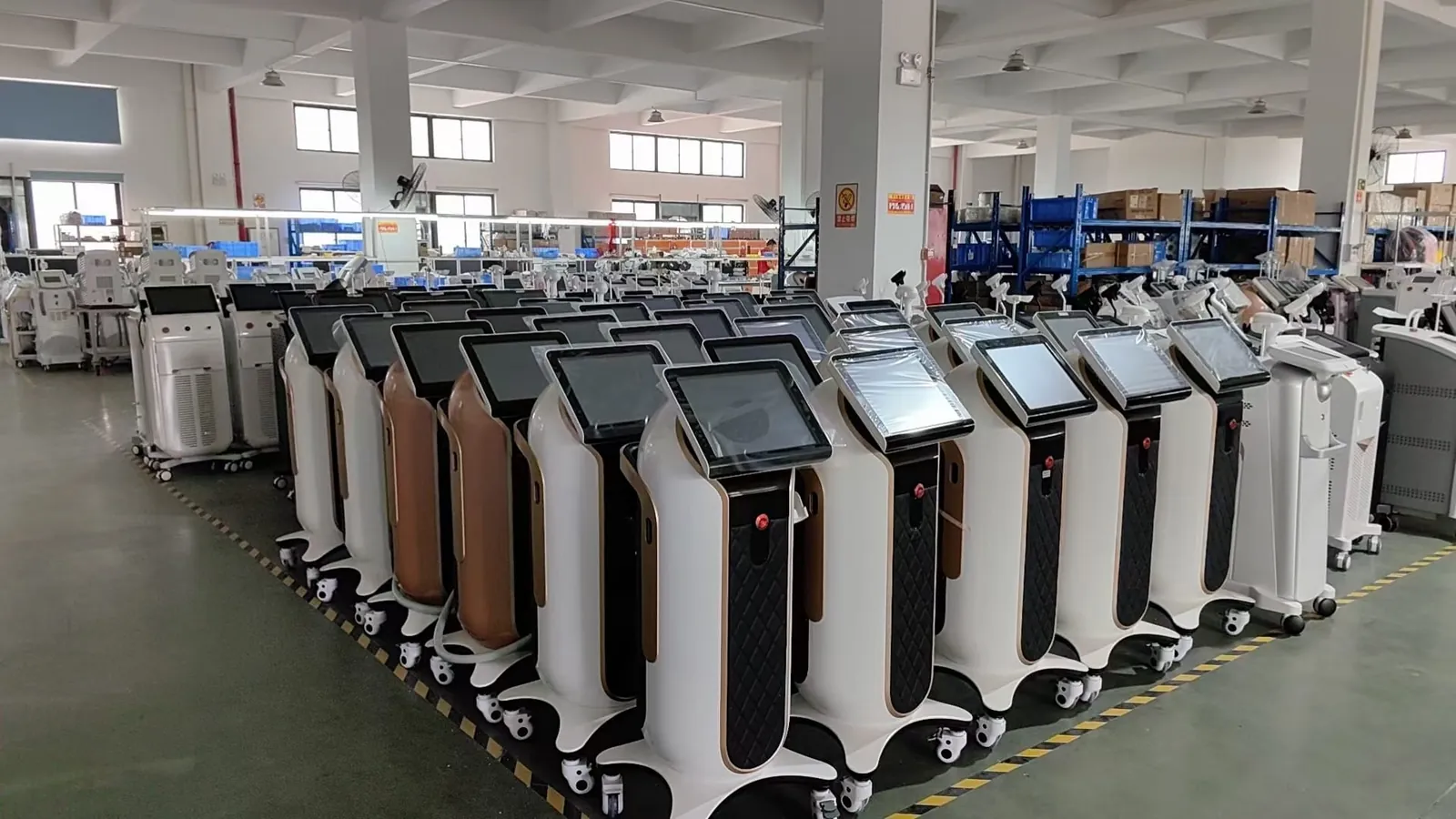 Assembly line with units in production at the VORLINA factory