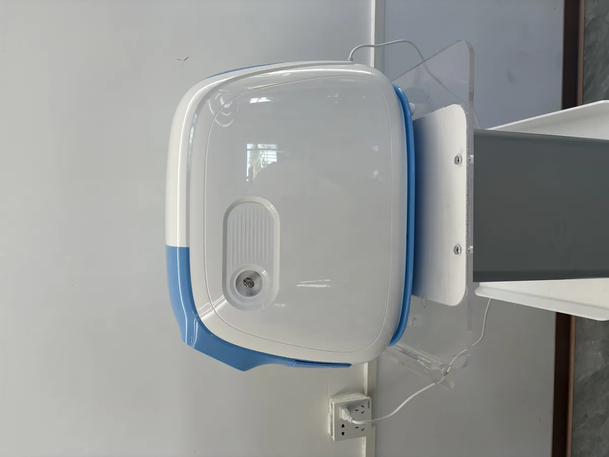 Unit in a working setup — Oxygen Jet / Hydra-Oxygen Beauty Device (Version 2.0, with LED Mask)